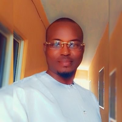 princeomotade21's profile picture. Simple man