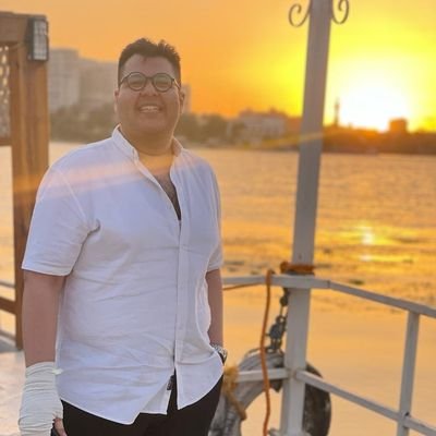 Zamalek ..
Cancer .. supposed to be a vet ..
always rejected .. no talents
ابو الهزايم