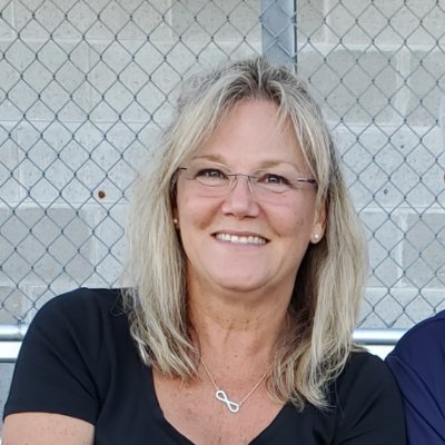 JulieB92996's profile picture. 