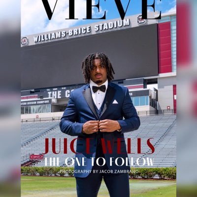 Metro Vieve Magazine is a print and digital fashion, beauty, and lifestyle brand.
