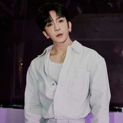 bploveslolo's profile picture. 