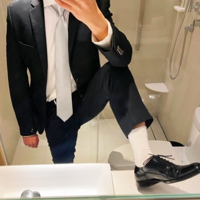 Breakthelaw1981's profile picture. 我这里只会出现白袜