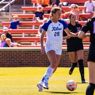 calisiegmeier's profile picture. 