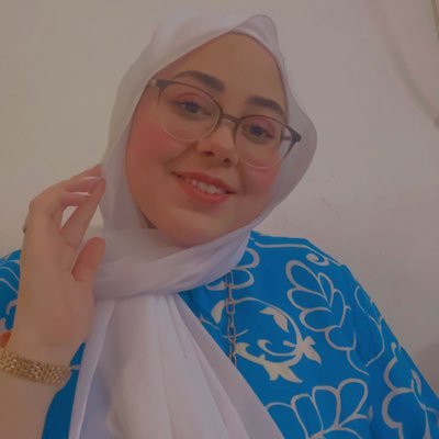 hana_hazem_'s profile picture. I am levitating 💜✨