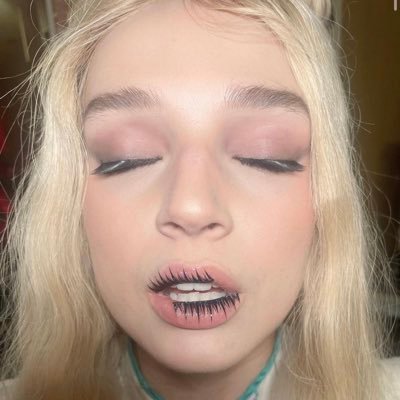 Poppylo's profile picture. 3.14