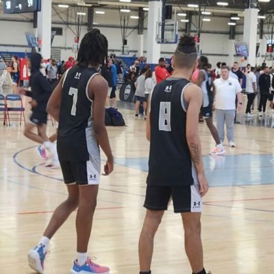 6’5 Patriot HS🏀 c/o ‘24, #14, GPA 4.2 AAU - DC Premier #8 https://t.co/2XAvDX4M36 teybarbour14@gmail.com