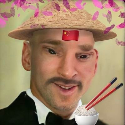 PessiChoong's profile picture. En pause.