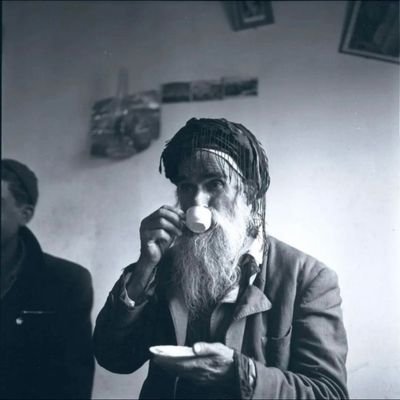 Xelefi_serhed's profile picture. Harami bey olunca.
Dirlik düzen bozunca.