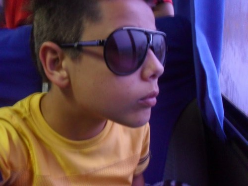 o menino da foto 14 anos joga futebol sonha alto mas sempre ta aew pra o q der e vier!!   orkut http://t.co/5fsn3iqlBo