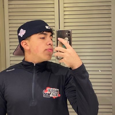 pxblxtxll's profile picture. Yo desayuno perdedores