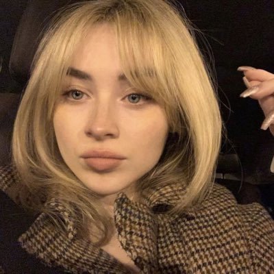 sabrinator, swiftie, arianator, beyhive y la queso | she/her | bisexual ā” | #TheLittleMermaid
