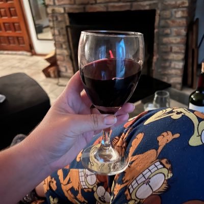 yaestaria's profile picture. Tester de la vida misma. No tengo suerte con ningún abre fácil. La dorixina relax es todo lo que está bien. Patrocinadora oficial del arroz con leche