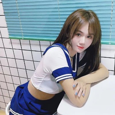 acf8141ba95's profile picture. 自有课室支持空降, 喜欢素质有礼貌的哥哥，口嗨求放过！, 现在在 #佛山顺德 , 短期兼职 刚下海没多久, 零门槛零套路，见面喜欢再付钱，爽快交易
上课的哥哥，私信我~