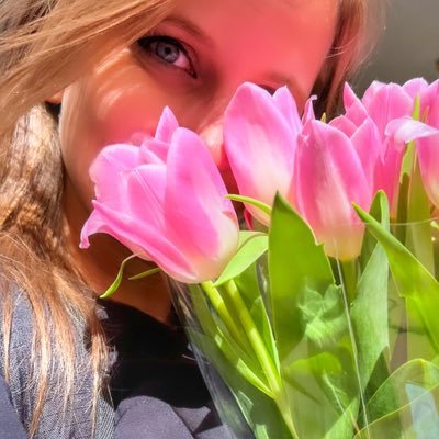 Mikiceyes's profile picture. sometimes you win, sometimes you learn.