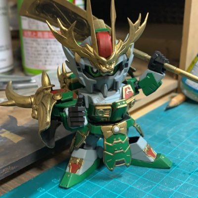プラモ熱が再熱中おじさんです。色々つぶやきます。valorantにハマってます。(シルバー)カッコいいプラモを見たらいいね押します