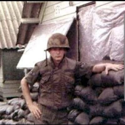 JoeBriggs48's profile picture. 77 yr old retired Vietnam Veteran. I have 4 grown children and 9 grand-kids and 2 great grandsons. I love them all dearly
#BillOfRights #AmericaFirst #MAGA