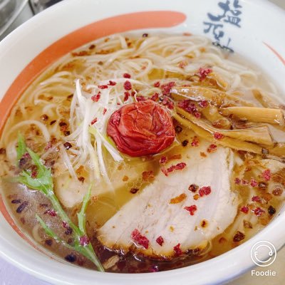 日本一ジブリを愛するラーメン屋です(自称)夢はジブリとラーメンのコラボです。日本一おいしい塩ラーメン とジブリのグッズ達に囲まれて幸せです。