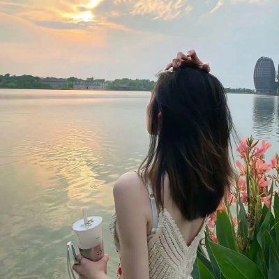 Sometimes you have to stop and wait for your mind to be at peace and think about all the good things in your life. #travel✈ #cooking🍲 #reading📕 #yoga 🧘♀