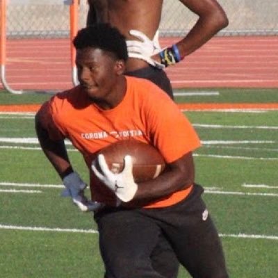 5’9.5 170lbs | class of '24, RB | Corona del sol HS | 2 sport athlete | 3.25 GPA | Joshua 1:9| 100 yds 11.6/ 40 yds 4.5 bradleyq26@gmail.com