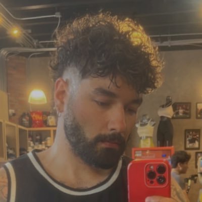 ManoloMaya's profile picture. EP “Travesía” https://t.co/fPOC8iCYPt