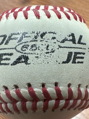 BeeSmartOne's profile picture. Doves & Gloves