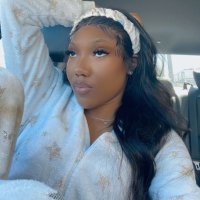 Zee (@_princessisz) Twitter profile photo