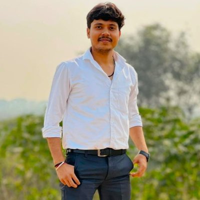 ghanshyamvns7's profile picture. सफलता के रास्ते पर ||
हर हर महादेव!
LeetCode || Coder || GeeksforGeeks || Enthusiastic || Ex- UPSC Aspirant.