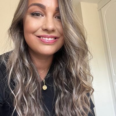 MsBambina's profile picture. 