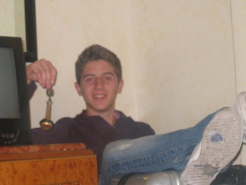 davidponva's profile picture. 22. Chico sevillano, amante de la musica, la fiesta y el viajar, Gremling father, criminólogo y estudiante de derecho.