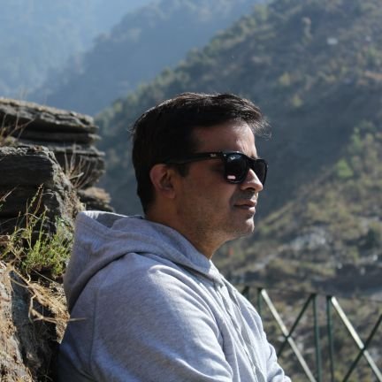 ashsaxen's profile picture. suhana safar..