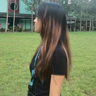 Degree Holder/ Cum laude/ English Teacher/Writer/ Academic server since 2020/ Catered 300+ commissions/ English writes up mastery 🦋