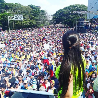 Venezolana! Comprometida con el progreso de mi país.