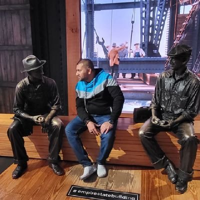 mzeeshan00's profile picture. “Chess is a war over the board. The object is to crush the opponent’s mind.” – Bobby Fischer.
Business, travel, shares, etc. https://t.co/YVFv7BkRQv