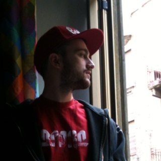 EmaVedo's profile picture. 