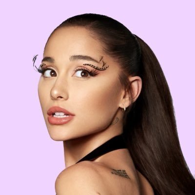 Official Ariana Grande Twitter Private Account