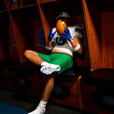 @uwffootball | instagram: thejacksonblalock