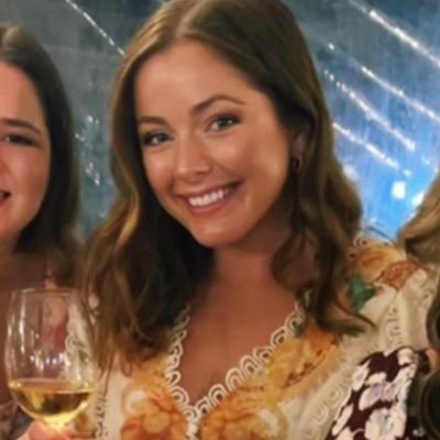 Megalariee's profile picture. 