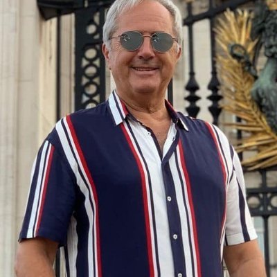 DavidSa83320178's profile picture. 