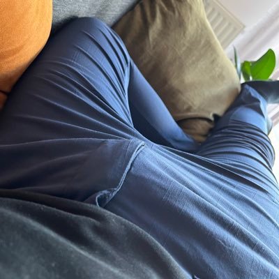 BautistmBell's profile picture. mi piace succhiare il pene 😜
