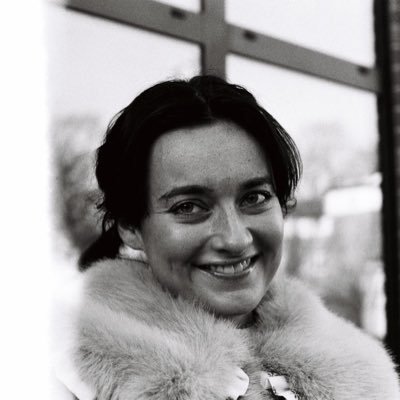 EstelleCousins_'s profile picture. Actor | RADA Grad | https://t.co/BPzJIMWT5v She/Her