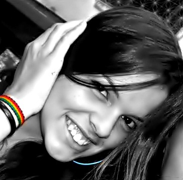 15 anos, Leonina , #DanielAlves Vascaina, Minaneira , @Paramore , Chocolate,  lilás, DEUS e Mamãe                    ♥