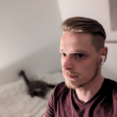 I am a little twitch streamer.
24 y/o
📍Germany