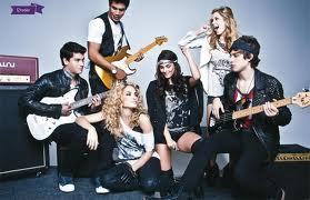 esse fc foi feito para todos os fãs de rebeldes
donas:@jeane_karem e @stephanie_olii
criado no dia 25/11