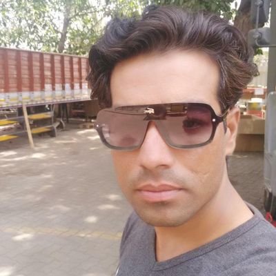 Shrikan56836386's profile picture. 