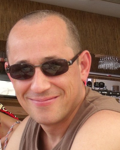 lionelbouard's profile picture. Responsable d'une plate-forme logistique, ancien Officier supérieur, ancien Conseiller Municipal