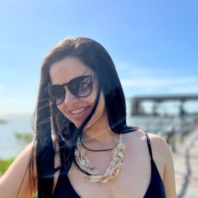 LucilayneSereni's profile picture. Especialista em Direito Material e Processual do Trabalho. Gestão de Pessoas. Empresária. 🌱🇧🇷