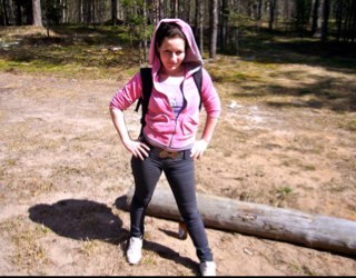 iiirisha's profile picture. Милая, хорошая, но зачем-то умная.