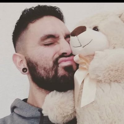 chatovixi's profile picture. A vida é curta pra ser pequena