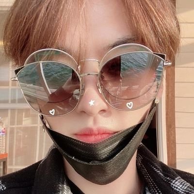 FxckboySksk's profile picture. 