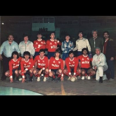 Mis amores: mis Hijos, el Rojo , Tandil !!! ex inf de Lanus y la mufa.
Ex 1ra Fútbol de Salón de Independiente.